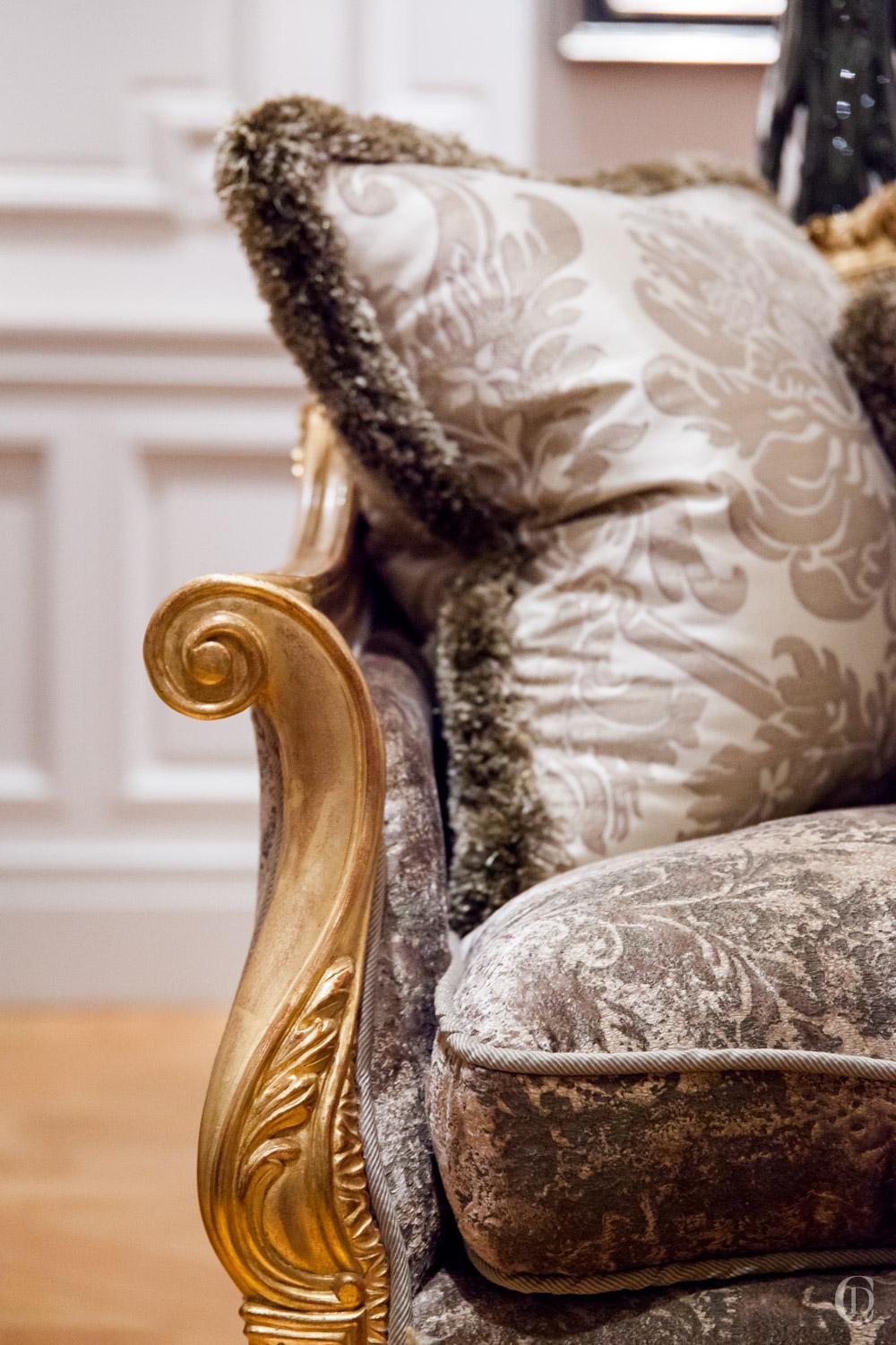 Claudia-Dorsch Luxurious Pillow Showroom Bracknell Gardens